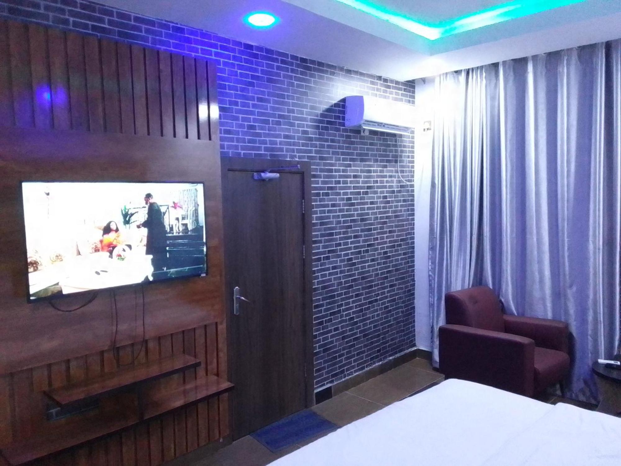 Exclusive Mansion Lekki Phase 1 Hotell Ilado Exteriör bild